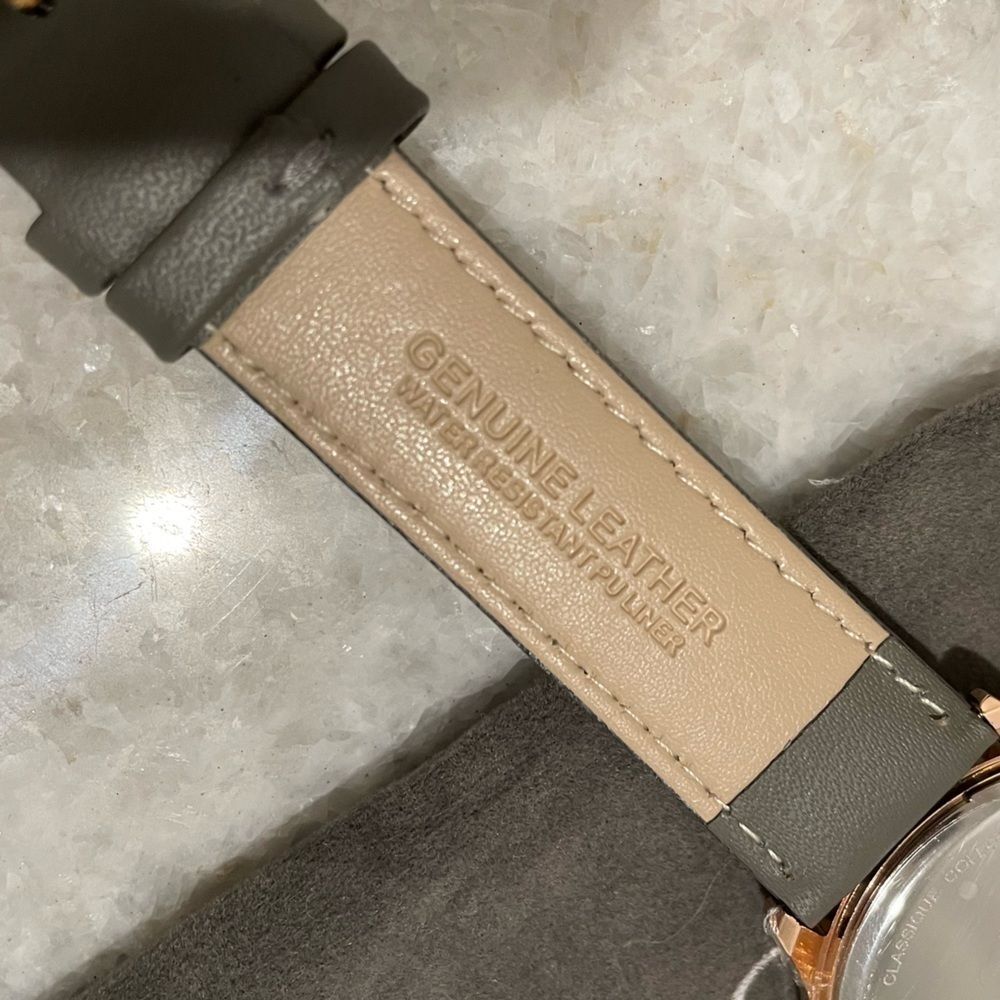Rose Gold Watch with Charcoal Leather Strap New - Picture 4 of 6